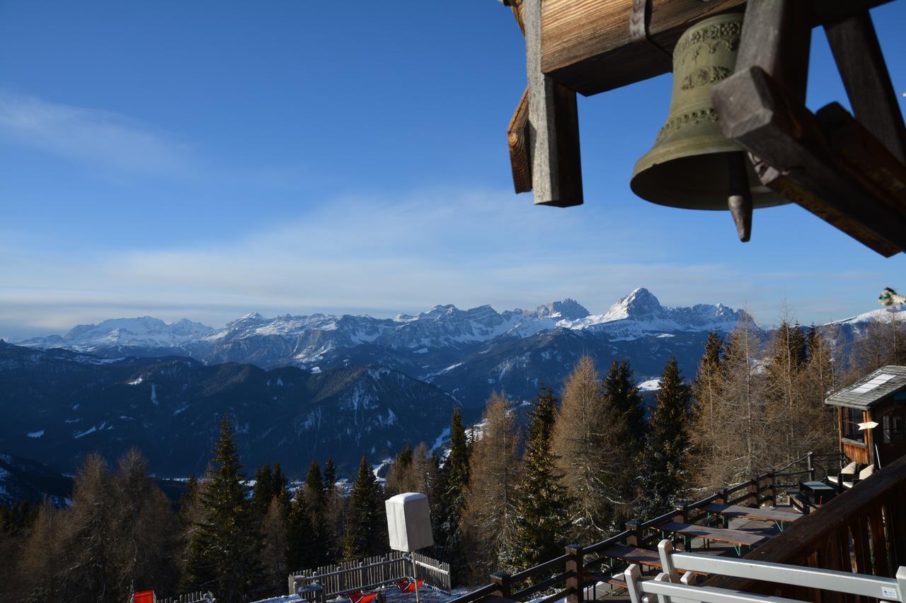 Rifugio Graziani Huette Hotel Al Plan di Mareo Buitenkant foto