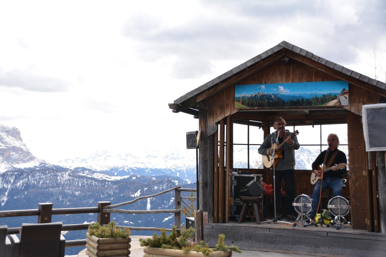 Rifugio Graziani Huette Hotel Al Plan di Mareo Buitenkant foto